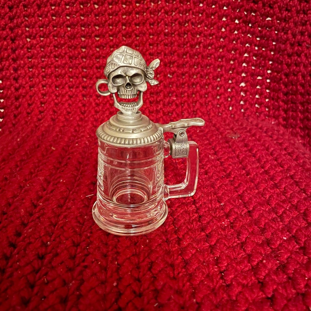 Rare Vintage Treasure Island Shot glass